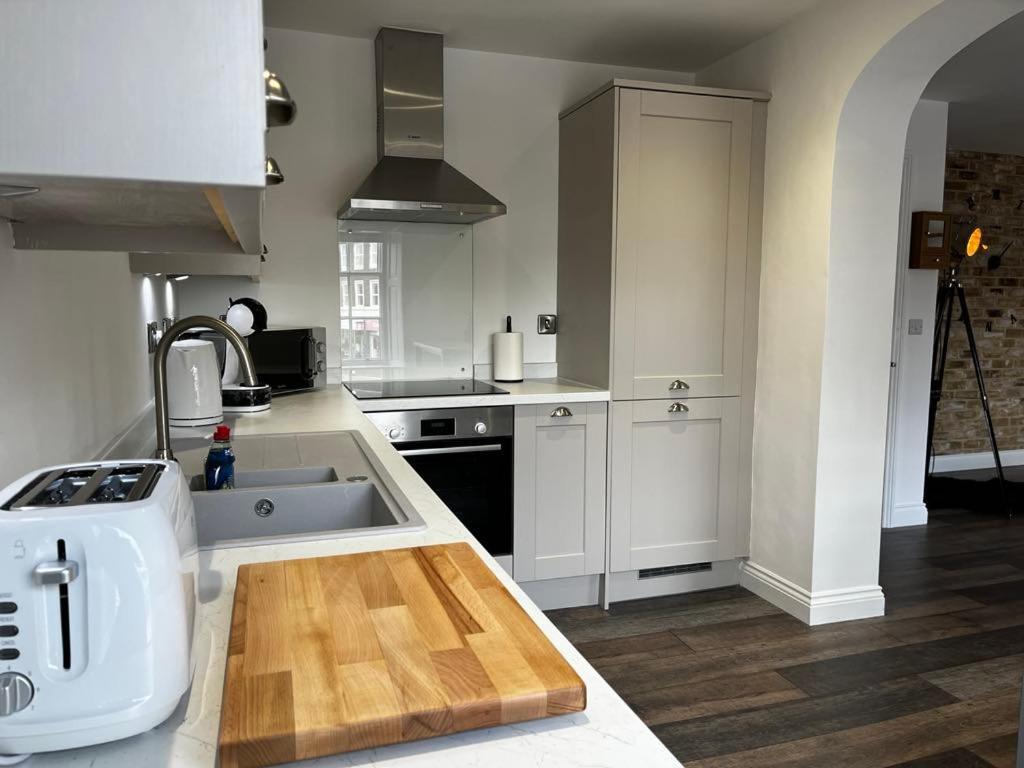 Sterling Stylish 2 Bedroom Central Modern Apartment Darlington  Exteriér fotografie